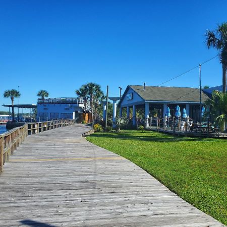 The Port Hotel And Marina Crystal River Exterior foto