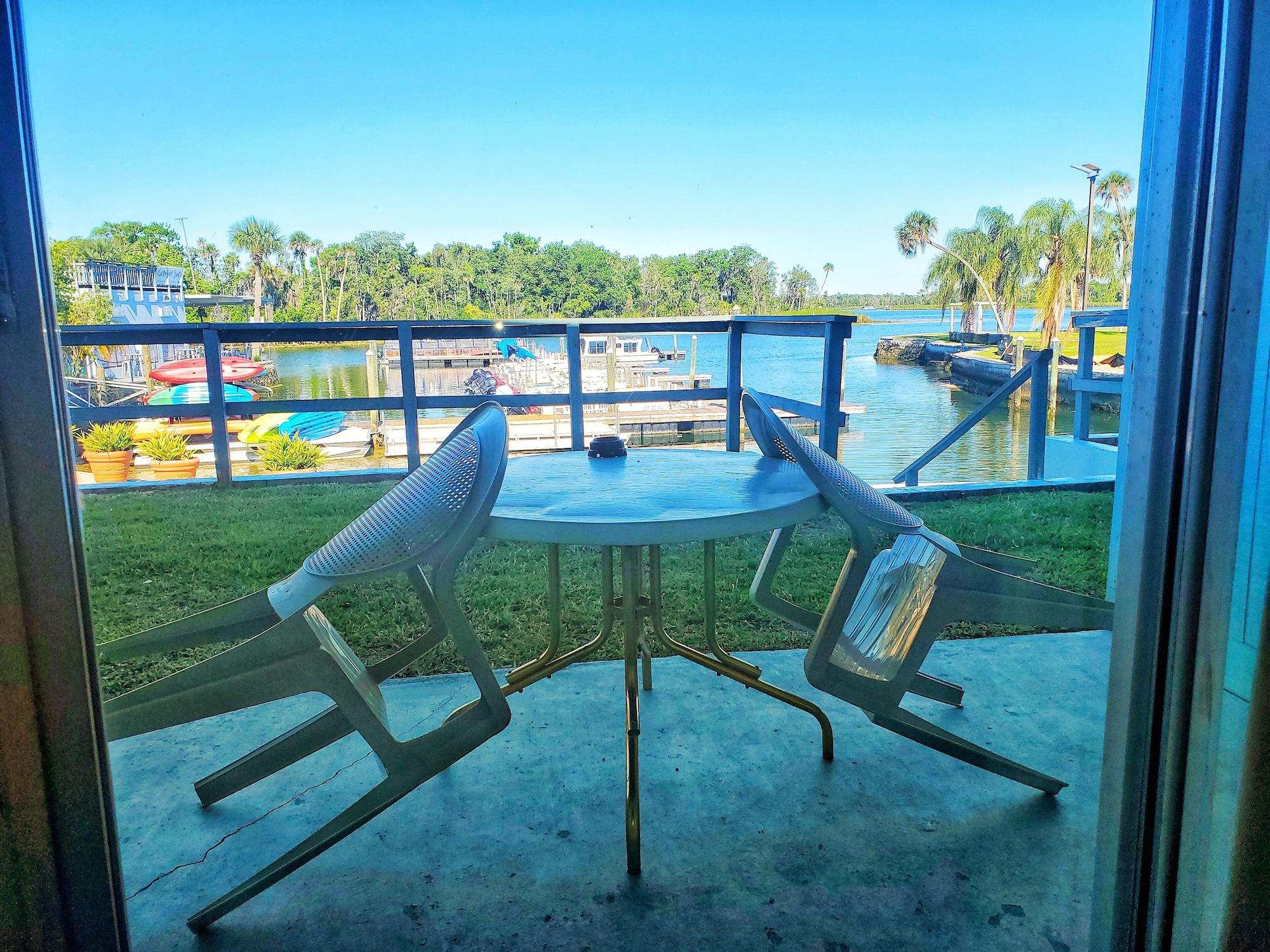 The Port Hotel And Marina Crystal River Exterior foto
